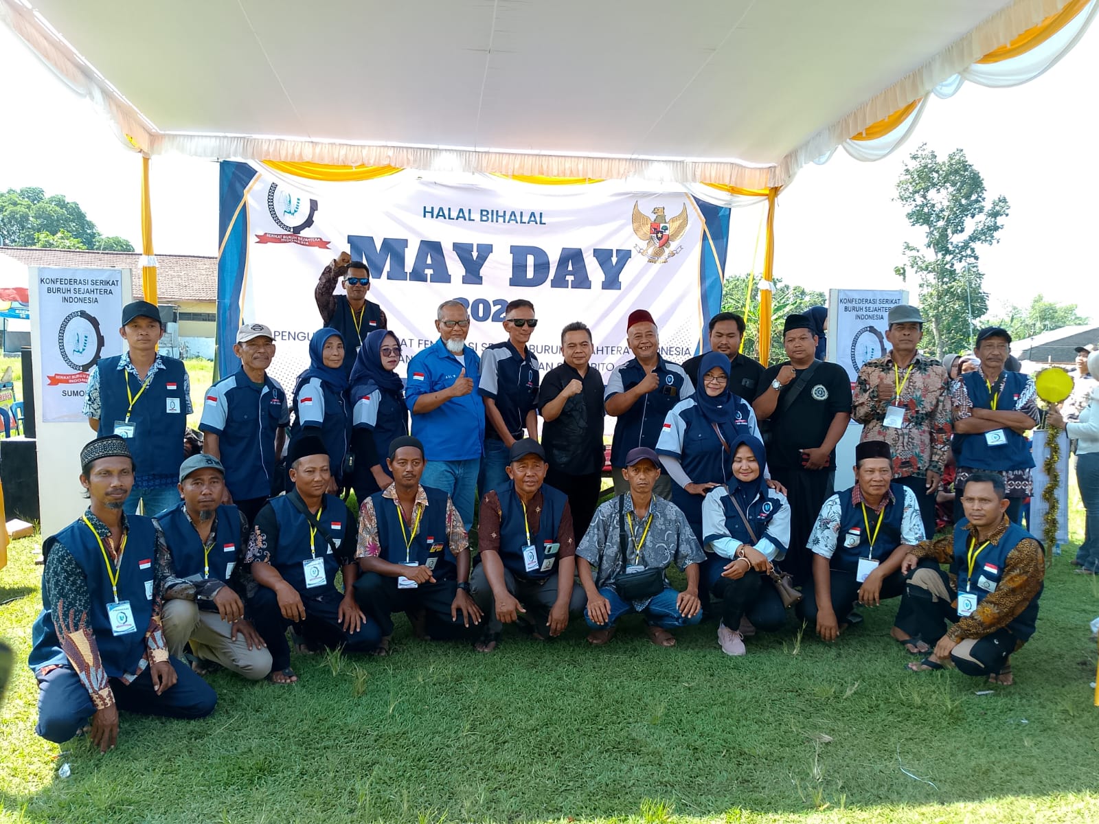 Serikat buruh sejahtera indonesia" ( SBSI ) pada hari ini 2 mei 2026,  MAY DAY yang ke 34  di selenggarakan di kc  sumobito jombang